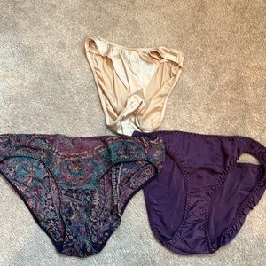 Vintage Victoria’s Secret bikini panties size small